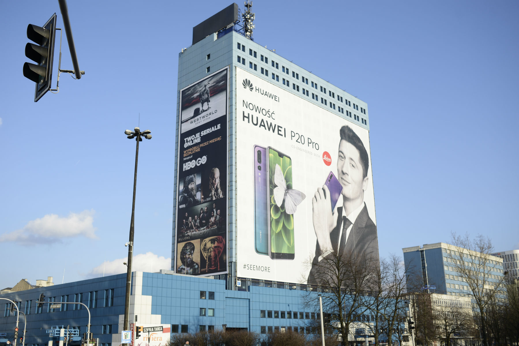 Warszawska uchwała krajobrazowa odrzucona przez Wojewodę mazowieckiego. Reklamy zostaną